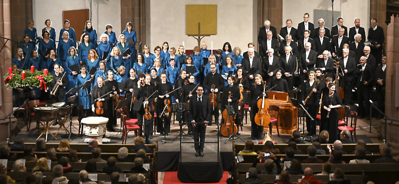 Der Cäcilienchor beim Weihnachtskonzert 2025 in der Dreikönigskirche Frankfurt Der Cäcilienchor beim Weihnachtskonzert 2025 in der Dreikönigskirche Frankfurt